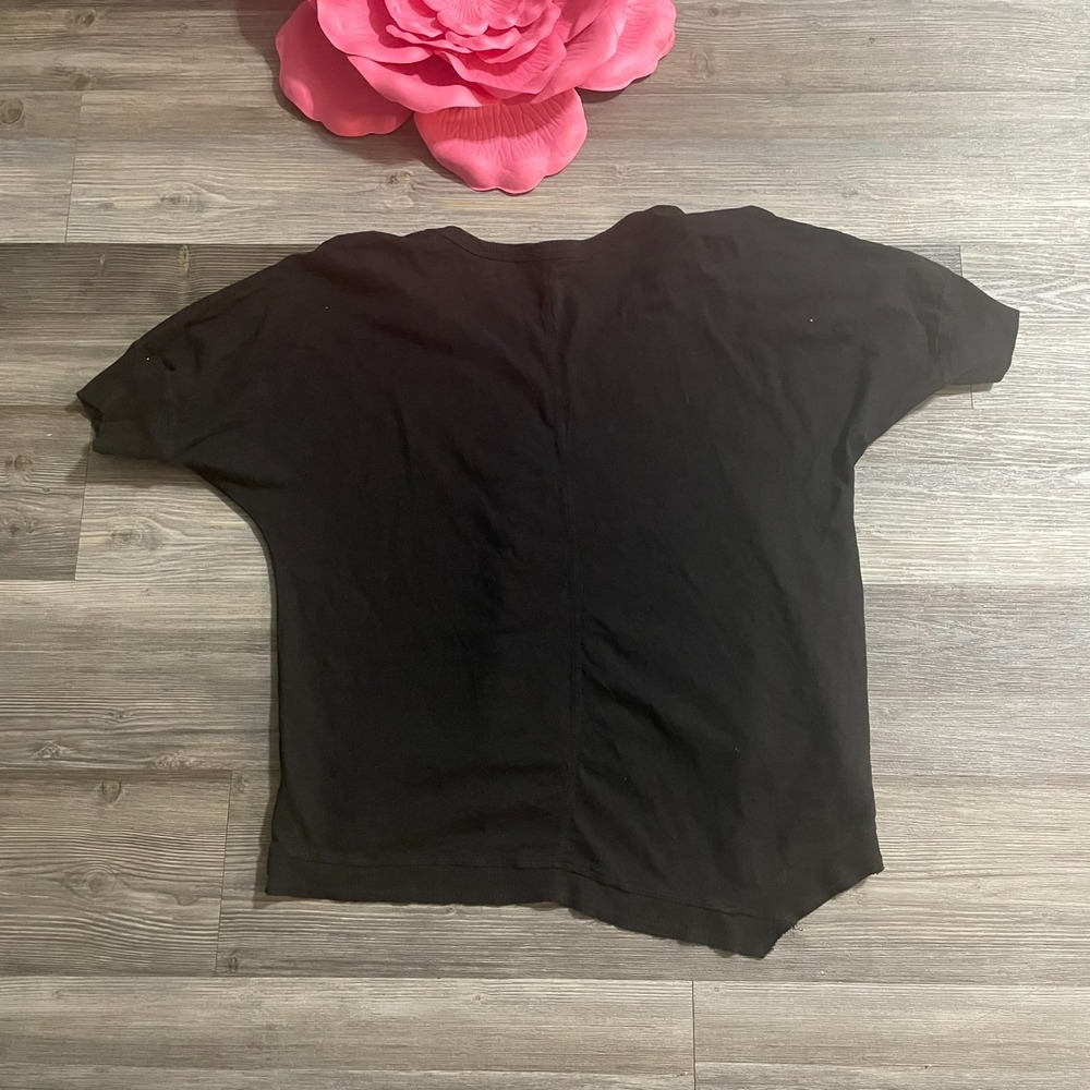 WILT Asymmetrical Hem Top Womens Sz L V-Neck Short Sleeve Pullover Black Cotton - Picture 5 of 8